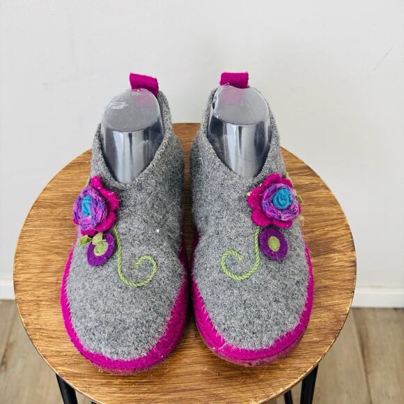 Giesswein TANGERHÜETTE Gray And Purple Floral Slippers Women’s Size 8.5 - Picture 3 of 12